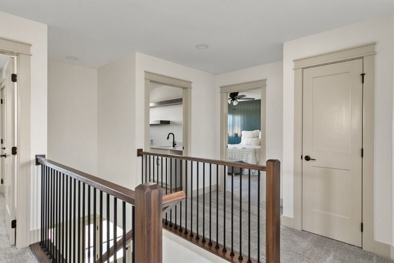 01-IMG_0001_0031_20-IMG_0114