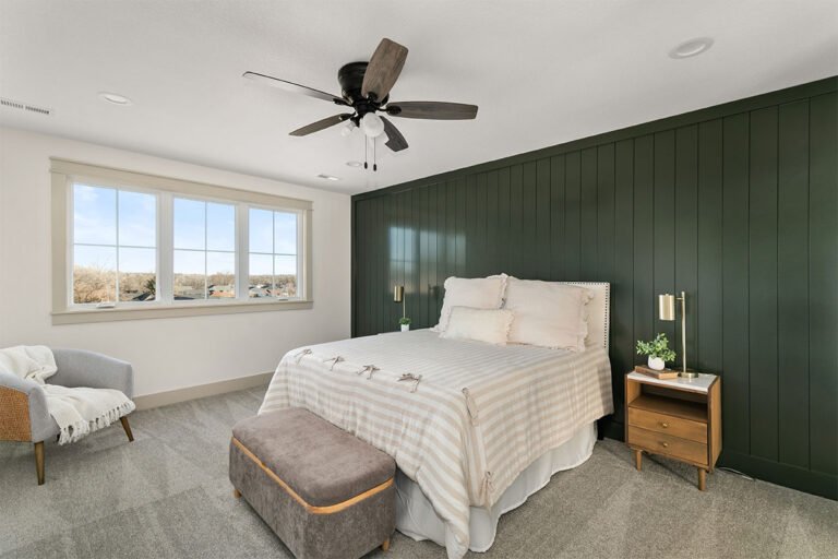 01-IMG_0001_0035_16-IMG_0093