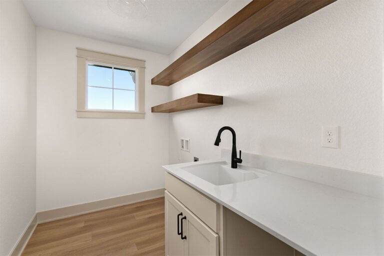 01-IMG_0001_0036_15-IMG_0083