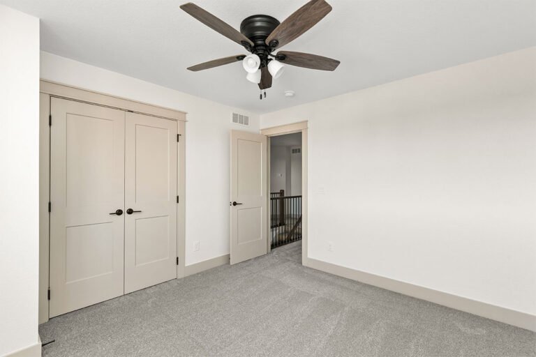 01-IMG_0001_0039_12-IMG_0061