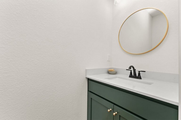 01-IMG_0001_0044_07-IMG_0039