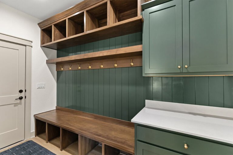 01-IMG_0001_0045_06-IMG_0037