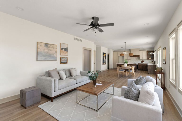 01-IMG_0001_0046_05-IMG_0029